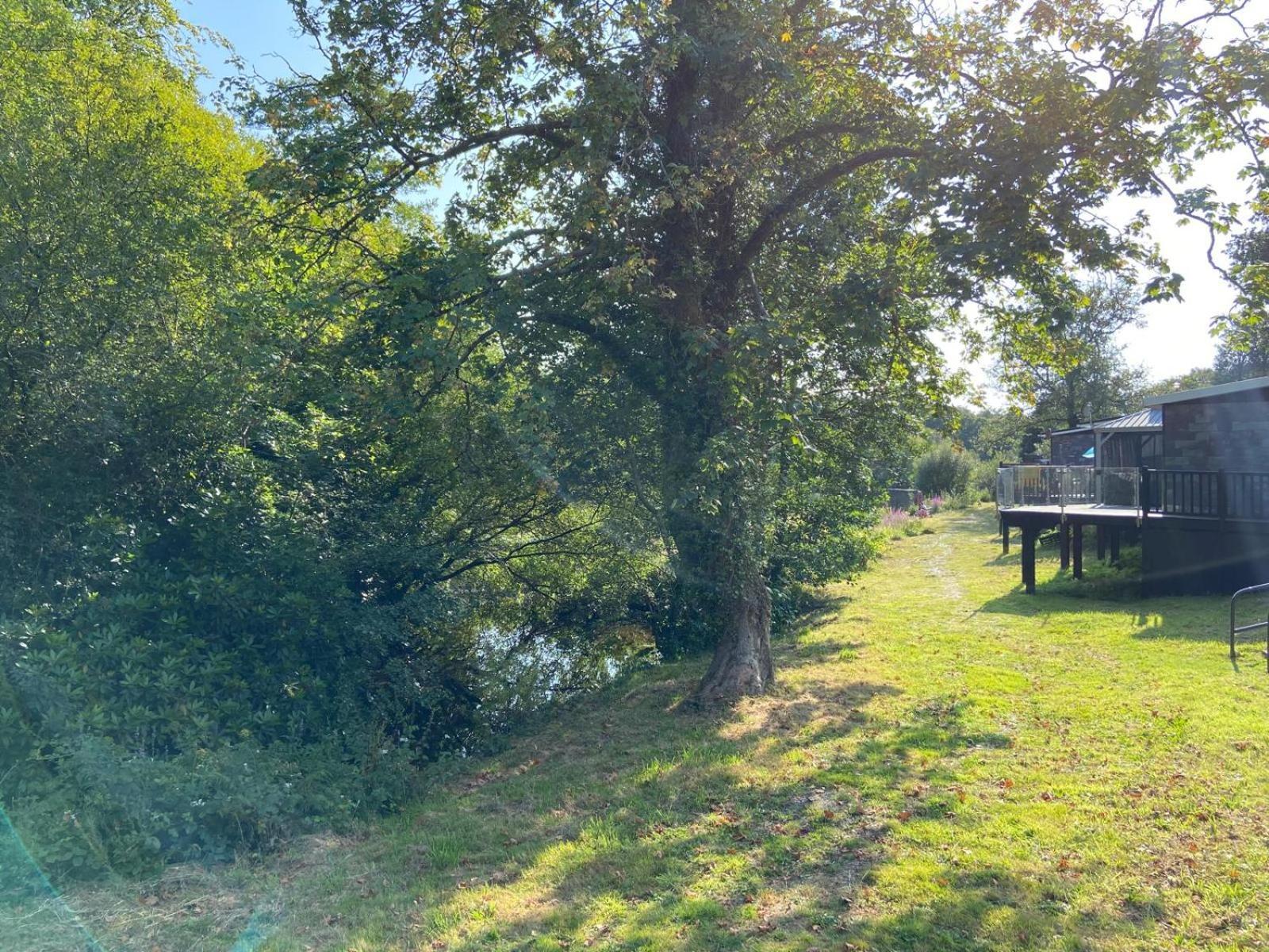 Chalet 64, Lakeside, Glan Gwna Holiday Park Caernarfon Exterior photo